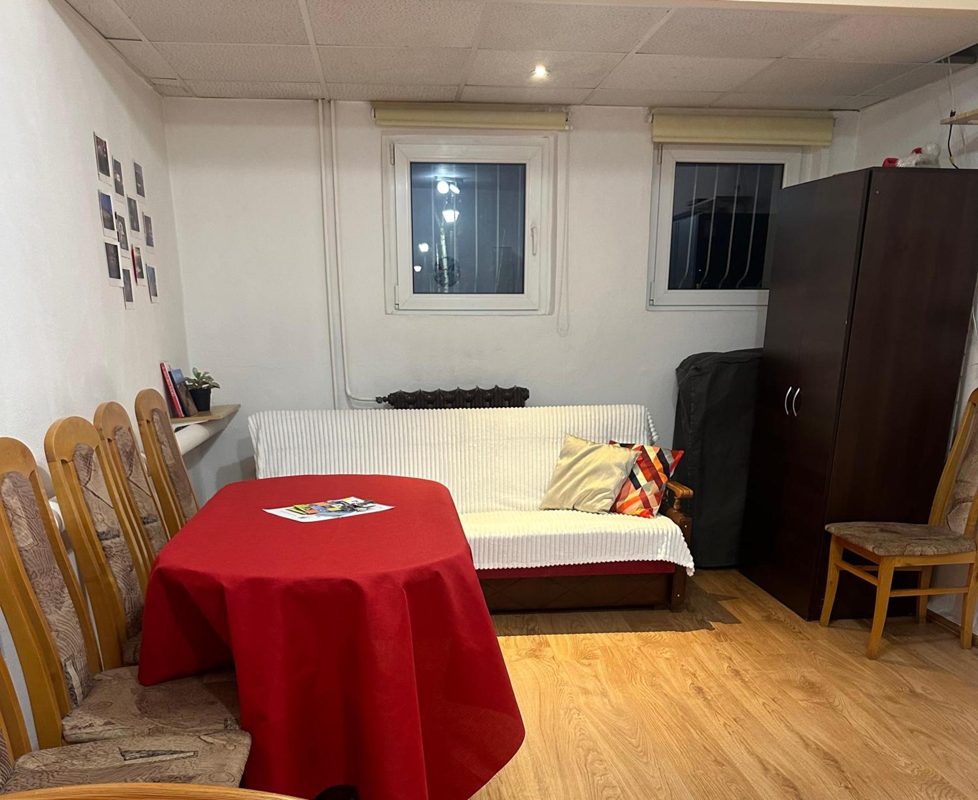 Travel House Wroclaw, Wroclaw